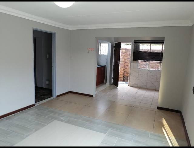 1 bed property to rent in WINCHESTER HILLS